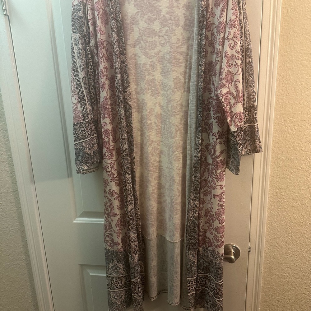 Lucky Brand Pink and Cream Kimono New with tags